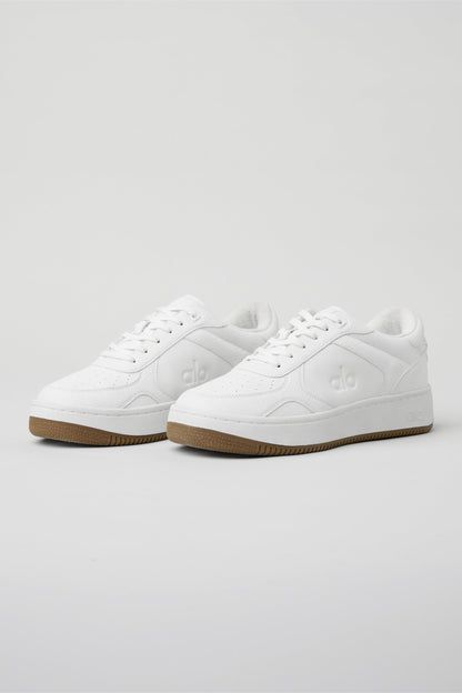 ALO Recovery Mode Sneaker (Unisex) - Natural White/Gum