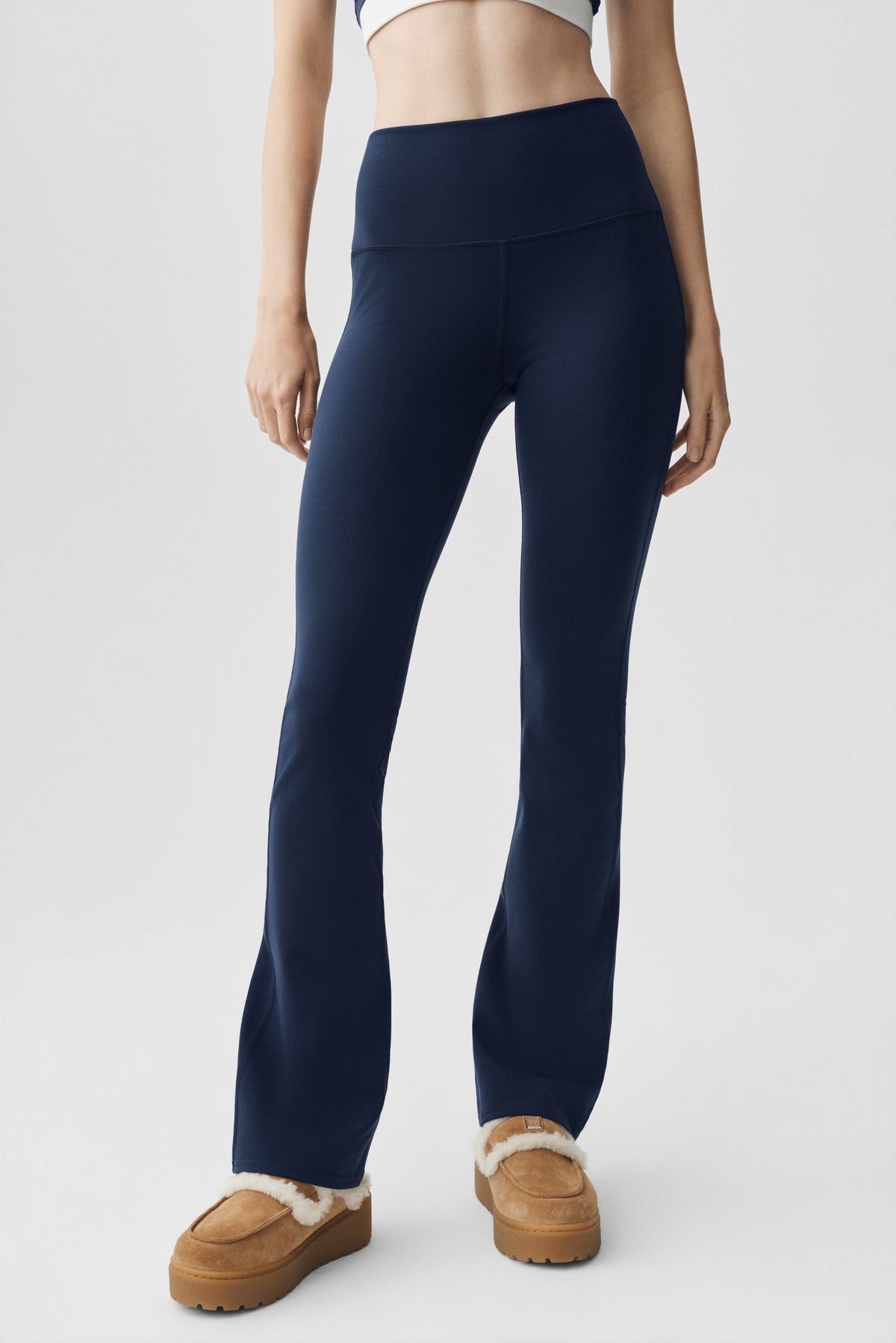 Airbrush High-Waist Bootcut Legging (Short) - Navy